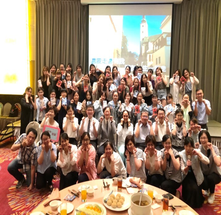 Taipei City Hospital System has held Min-Hwei alumni and orientation for over one hundred sixty graduates within seven years. 