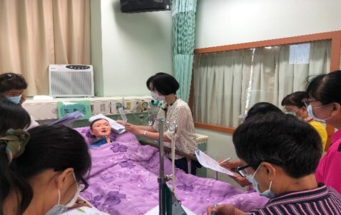 The picture for nursing aide intensive skills classes